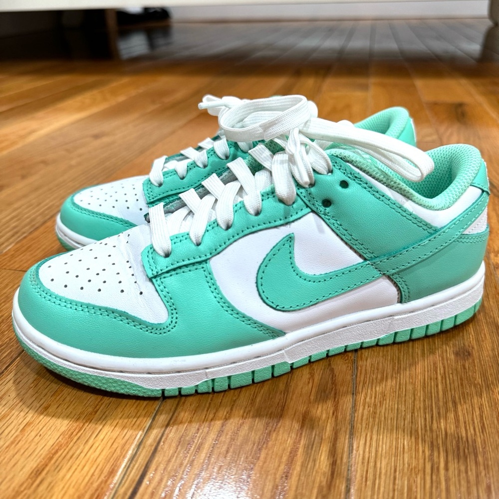 Women’s Nike Dunk Low